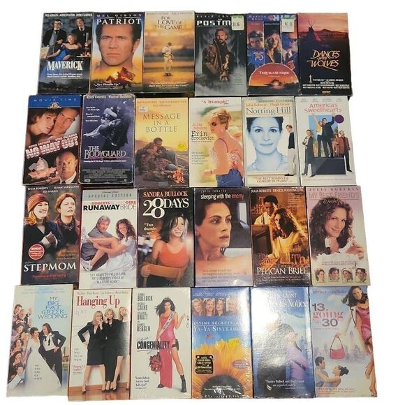 VHS Lot of 24 Top Movies Julia Roberts Sandra Bullock Mel Gibson Kevin Cosner Lo